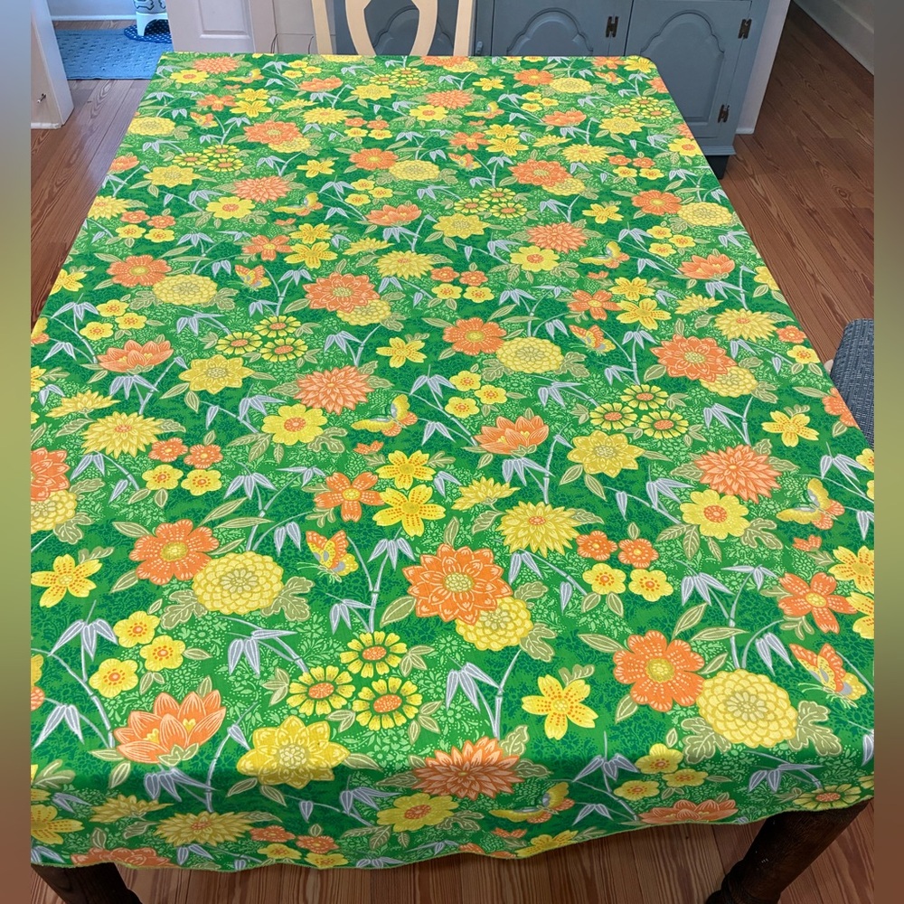 Vintage Floral Cotton Oval Tablecloth 90x68 Green Yellow Orange Spring groovy